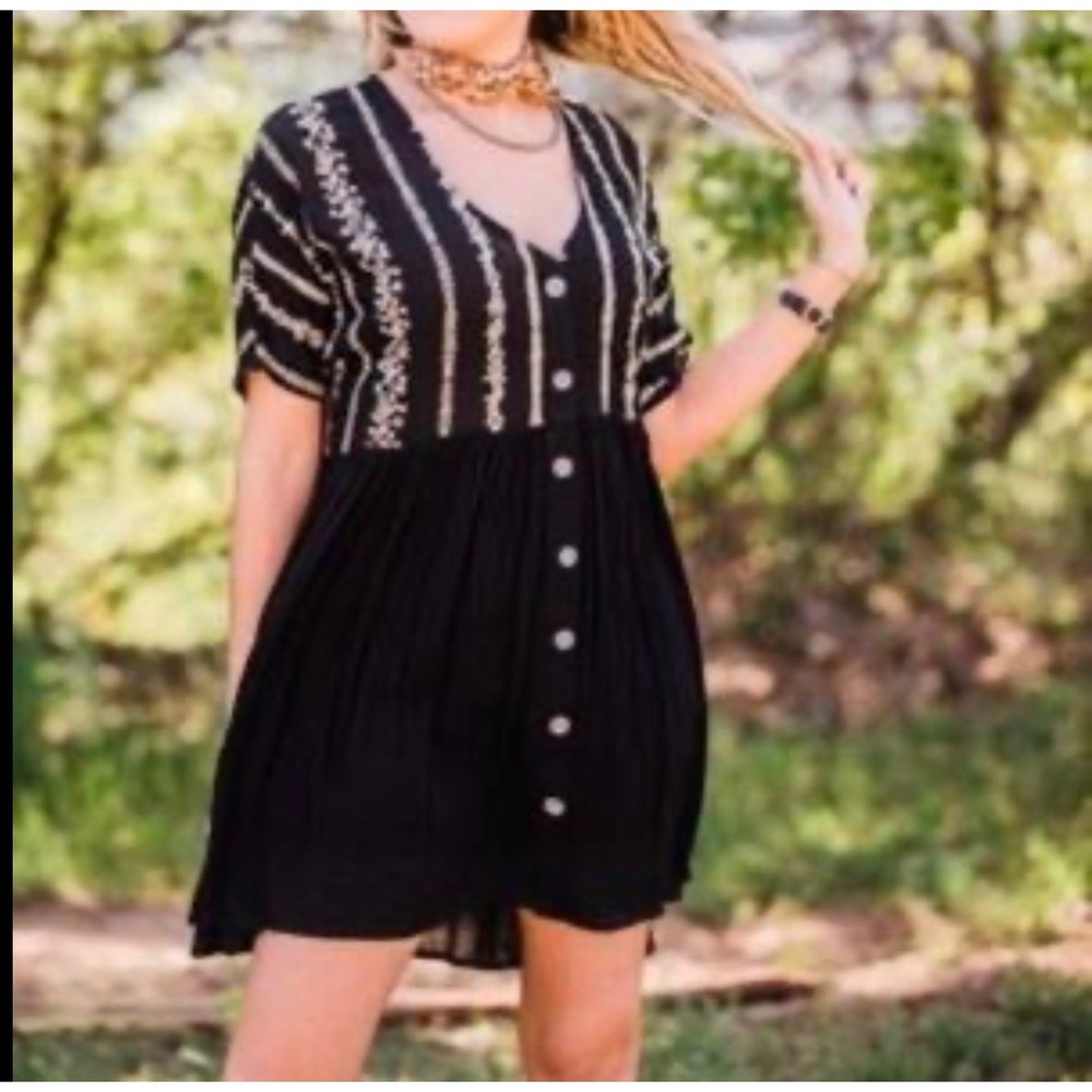 By Together Embroidered Floral Stripe Button Down Mini Dress Black Boho Medium